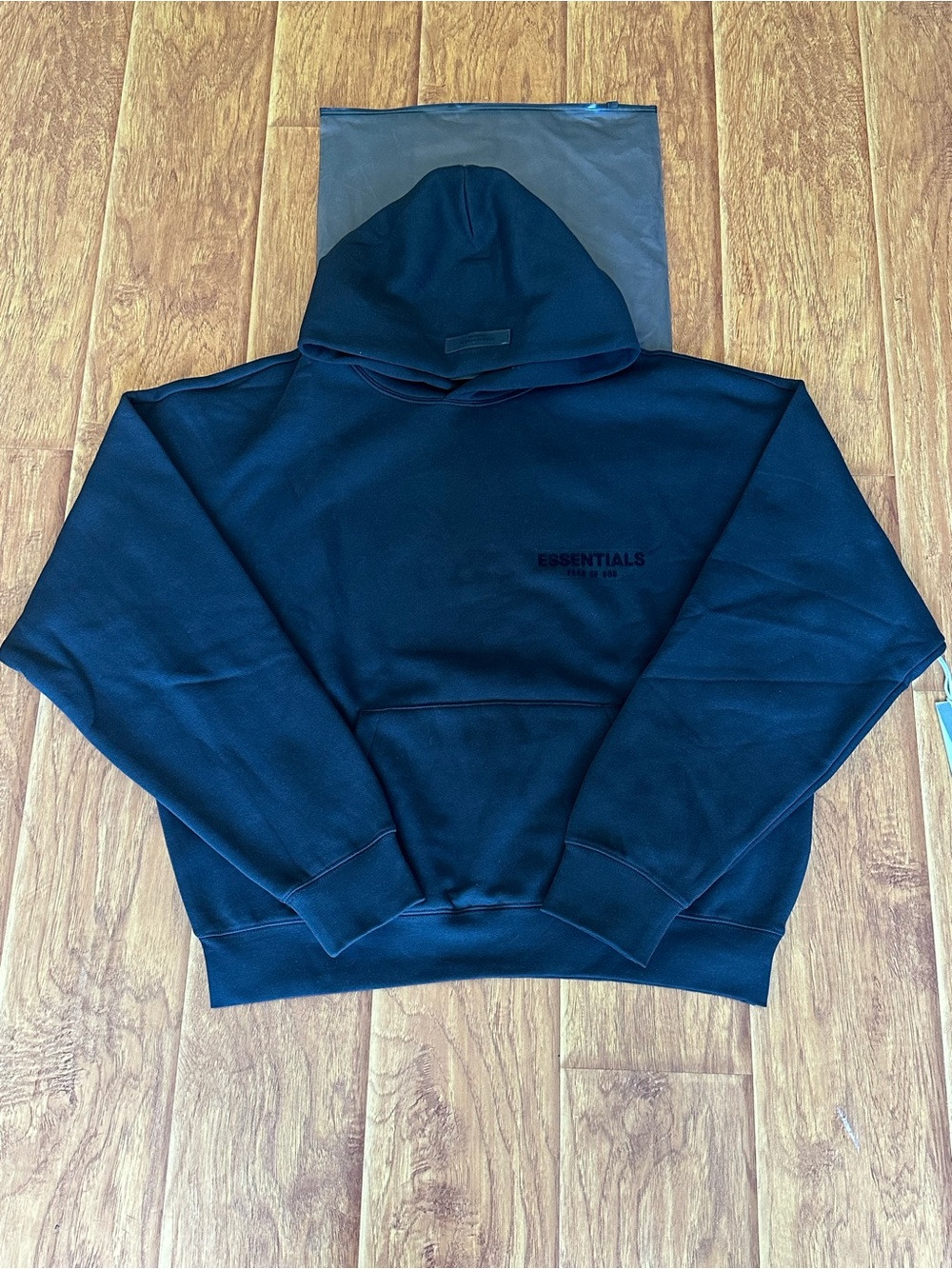 Essentials Fear of God Men's Black Crewneck Sweatshirt